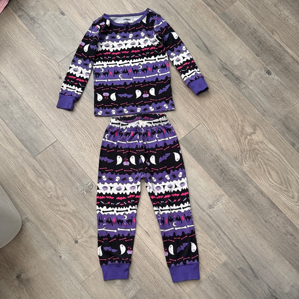Gymboree Purple and Black Kids Pajama Set